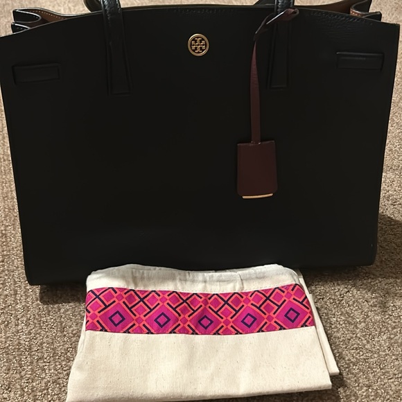 Tory Burch Med. Tote - Picture 9 of 16